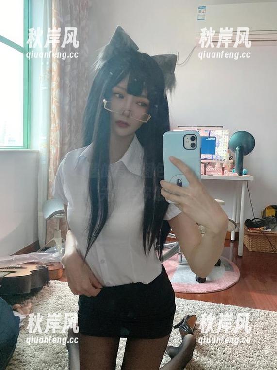 51酱 一起瞧瞧51酱的高清图包,别问秘密在哪里,关键在你怎么想!