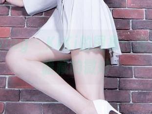 Beautyleg - KiKi的图集：温柔之下，暗藏的微妙