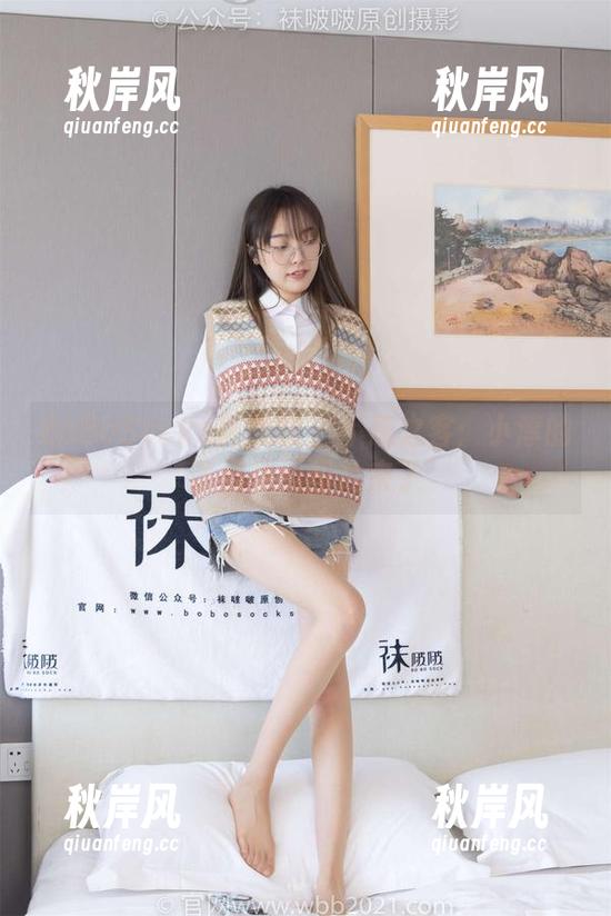 BoBoSocks袜啵啵 - 不速之客：小淳的匡威在线图片来了