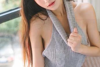 GIRLT果团网 - 你的校园，我的镜头：张小喵的写真作品偷偷传达了什么