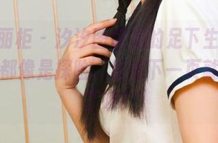Ligui丽柜 - 汐汐图包里的足下生辉，每次翻页都像是探险，也许下一页就要冒险了哦！