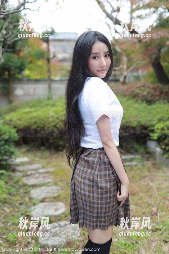 MFStar模范学院 - 任莹樱的黑色风潮，美图更新得差点让我脑袋转不过来～