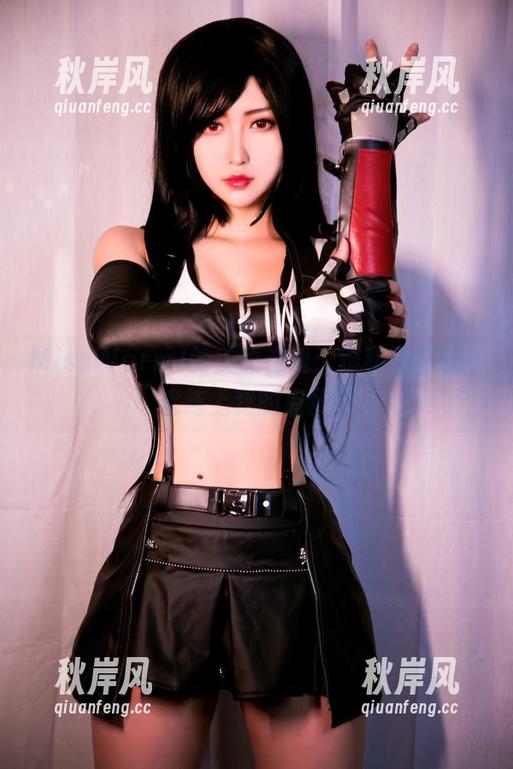 MissWarmJ的美丽在线：脚和腿，能不能连上我的点赞？