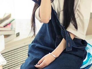 TouTiao头条女神 - 樊安妮的免费女仆照，有种“想买个女仆”的冲动，哈哈！