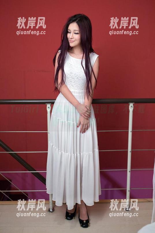 TuiGirl - 何奕恋长腿常驻图库，不下载你一定会后悔！