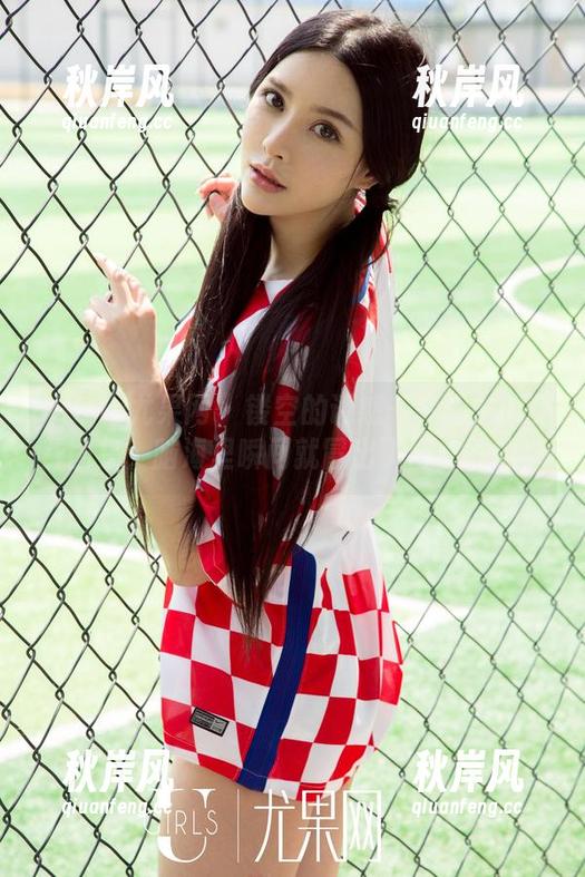 UGirls尤果网 - 镂空的诱惑—李思宁的免费图集，脑海里瞬间就冒出了好多联想！