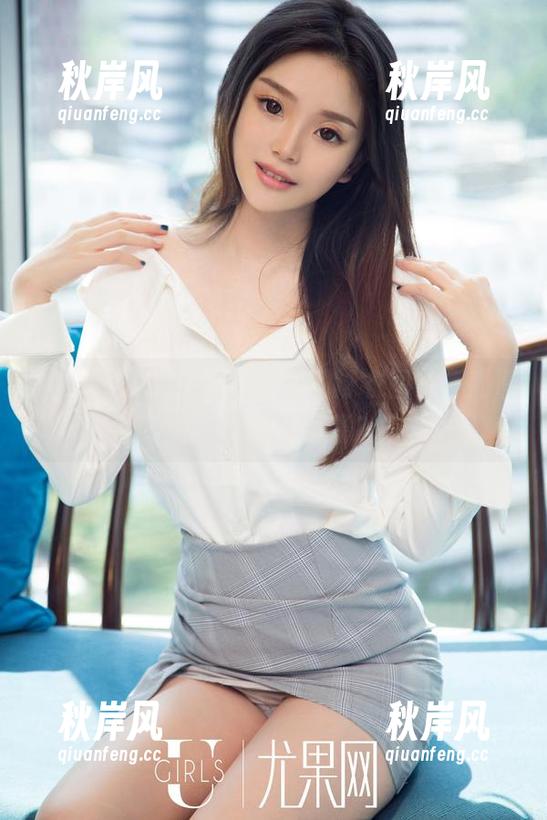 UGirls尤果网 - 李易童的泳衣图集，高清到让人想捏屏幕？