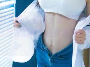 UGirls尤果网 - 看完王凌宇的私房肉丝,才发现这原图的构图还真是别出心裁,厉害!
