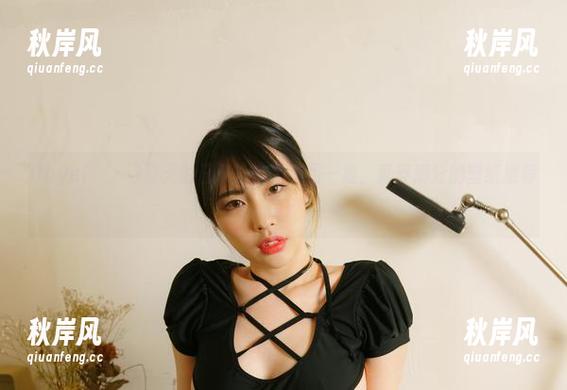 Uhye(이유혜)夏天的日子，随手美图一堆，营养满分的壁纸推荐你！