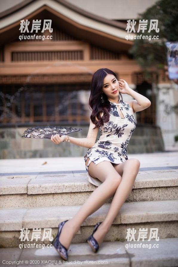 XIAOYU语画界 - 最新图册里，Angela小热巴的玫瑰金吊裙是看还是不看？迷你纠结中