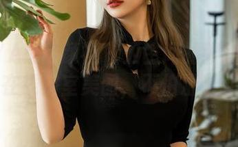 XINGYAN星颜社 - 卫生间的猫腻：李若汐ci的在线浴室美图，不怕湿身就来吧！