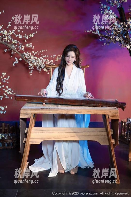 Xiuren秀人网-tina_甜仔 Xiuren秀人网 - tina_甜仔,我已经为这可爱的作品集沦陷,得原图解救我!
