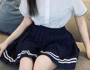 Xiuren秀人网 - 季节的叛逆：安娜金以图像记录户外的浪漫合集