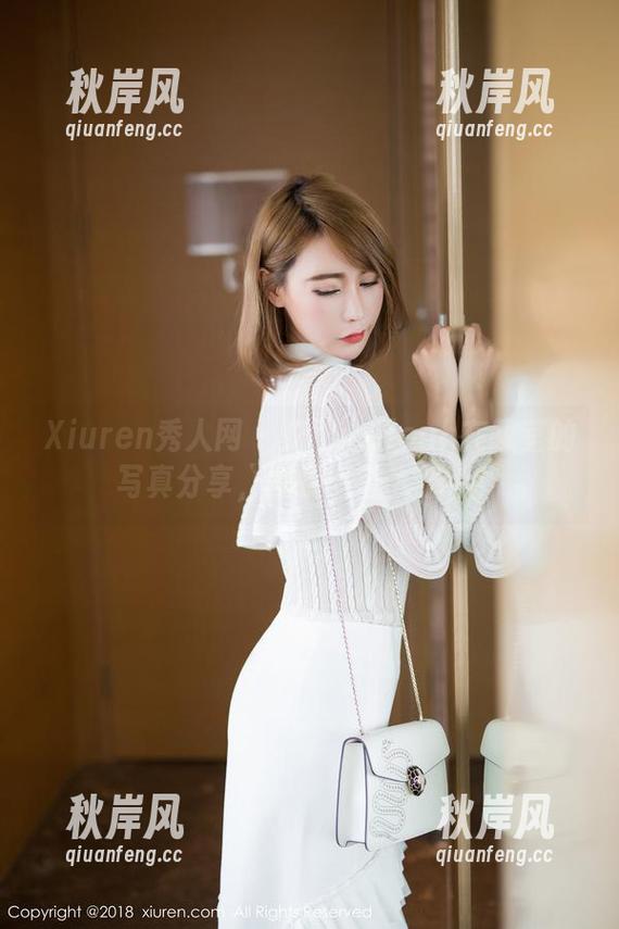 Xiuren秀人网-安然maleah Xiuren秀人网 - 安然maleah在教室的写真分享,别提多让人挠心!