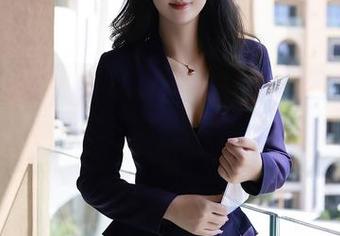 Xiuren秀人网 - 捧上金幼汐Vivian的最新图包,长腿是个魔法,越看越想…