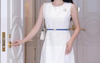 Xiuren秀人网 - 最新绳艺？陈茜妮zoe护士演绎意想不到的分享
