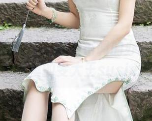 Xiuren秀人网 - 香腔俗调的办公室：无圣光写真里的雯大王susie风采