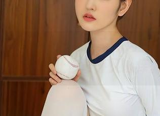 YouMi尤蜜荟 - 突如其来的肉丝:井上雪樱私拍,让你意外又心痒。