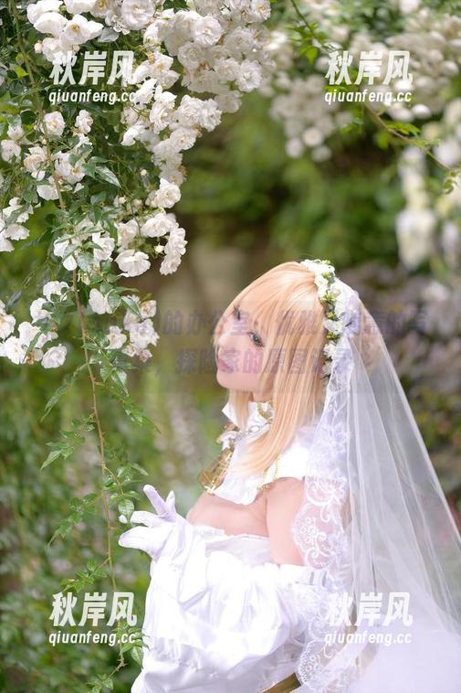 サク(saku)的办公室，优雅又随意的写真集，探险家的原图记录
