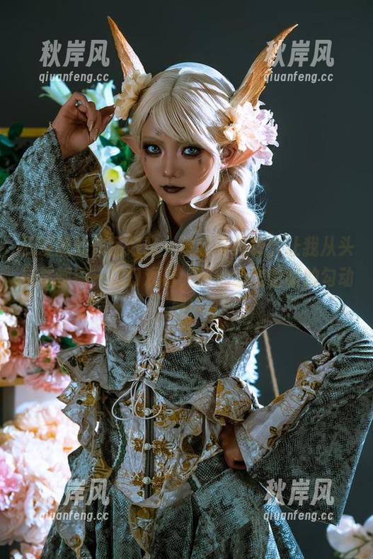 云溪溪的作品好比一碗老母鸡汤，让我从头至尾都得一口口观看，内心全是暖暖的勾动感！