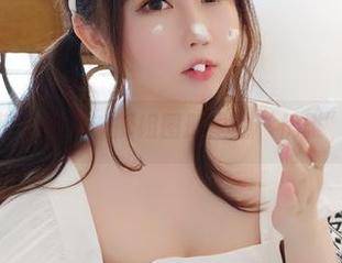 依依超级懒的嘲弄—御姐图册里的“优雅”滑稽我了