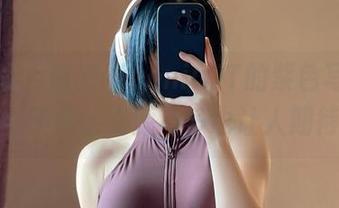 微密圈 - 俏妞qiaoniuTT的紫色写真,耍宝不累,资源不多也让人期待。