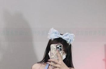微密圈 - 高清兔宝妮to，户外系列，心中有疑：这样随性真不会飘走吗？