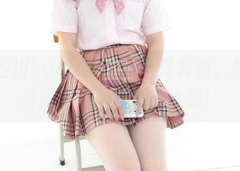 下载古川kagura的护士写真集,护士服外面有种超自然的美感!