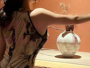 微密圈 - 青涩主治医生独来独往，周妍希的写真让人心头一悬！
