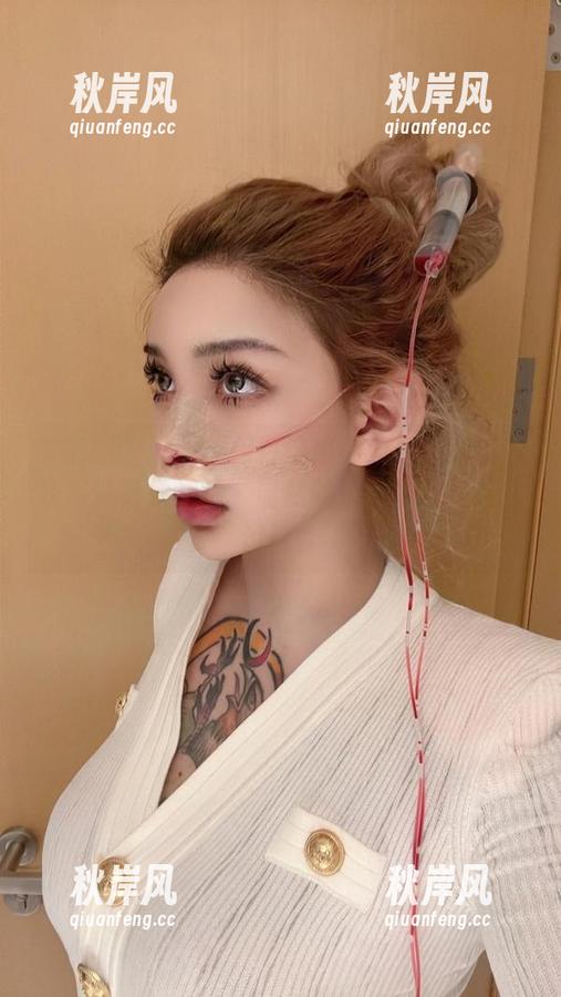 微密圈 - 网盘不保存这组奈斯希希的连体衣写真算是浪费，显然就是为了让我共享讨论。