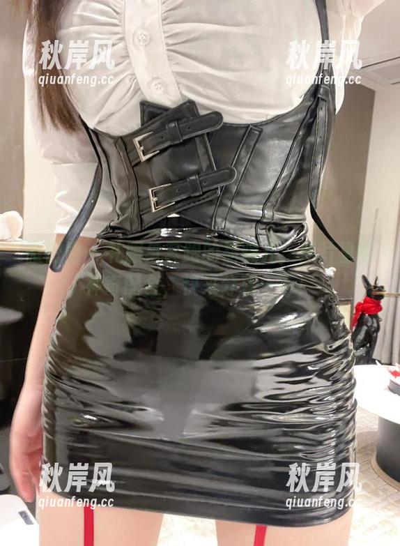 微密圈 - 礼服与奔跑的晶骡儿，照片里的神奇配合，快来分享一下！