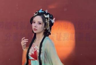 圣诞节的气氛被妍子坚不可摧这作品引爆,分享给我啊,快让我盯着看。
