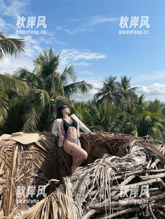 微密圈 - 御姐和无圣光的热恋，宋昱欣把魅惑升华到新的境界