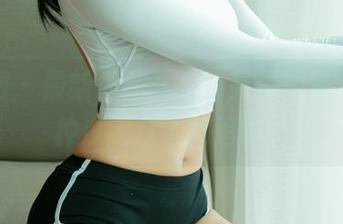 尤果网 - 最新作品集,杨果果的黑白,一种没完没了的追问…