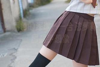 尤蜜荟 - 黑色的深邃——合法萝莉私房美图超乎想象