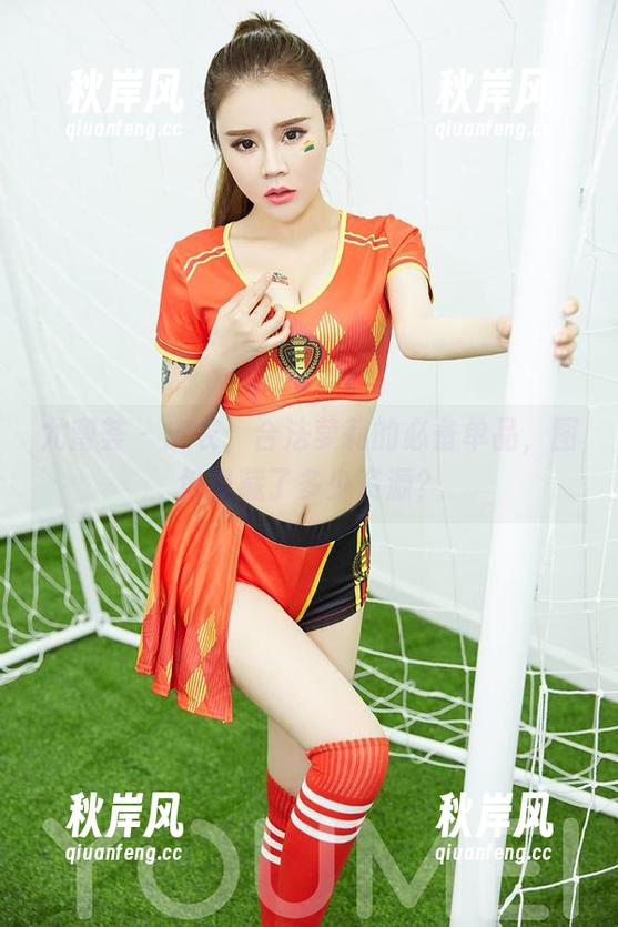 尤蜜荟 - 皮衣：合法萝莉的必备单品，图包里藏了多少资源？