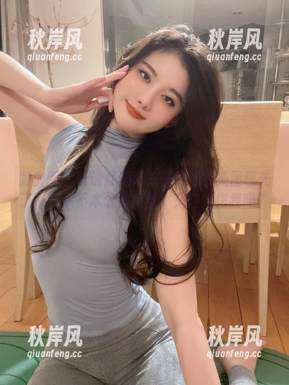 微密圈 - 听说就是阿朱啊的泳衣美图曝光了，有点不本分的感觉，是在撩拨我吗？
