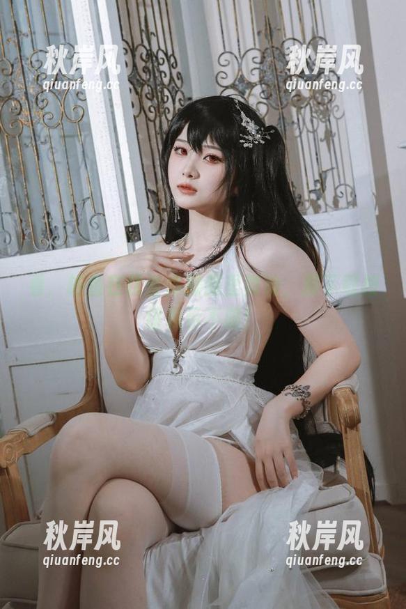 看，屿鱼在优香体操服里舞动，那下载按钮表示不服！