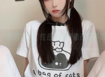 布丁大法，原图出炉：性感丝袜好像在轻声细语…呃。