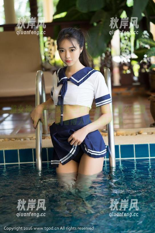推女神 - 张美荧的空姐魅力总是那么特别，作品分享看得人心里暖暖的。