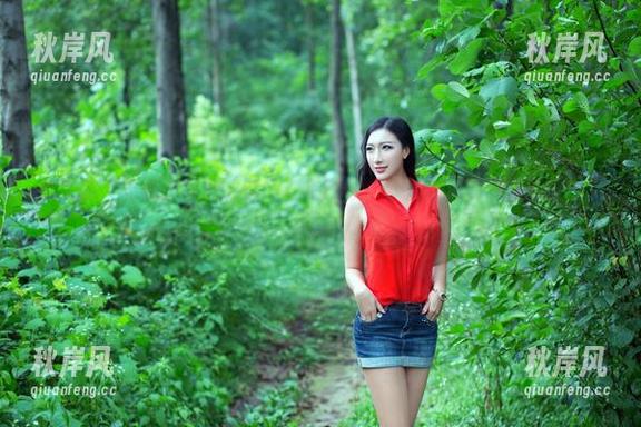 推女郎 - 不看夏婉婉的最新内衣图包，你就错过了当季话题的“热闹”