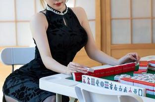星颜社 - 好了，清妙又扔出了一组比基尼原图…图包里还有料吗？我这心也忐忑了。
