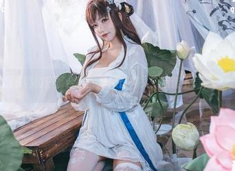 是一只熊仔吗的短裤合集：疑似在劈叉？点击下载，一探究竟！
