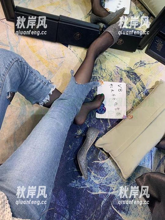 微密圈 - 一口气翻完杨大乐乐很靠谱的姐姐图集，赞叹于预期的定制效果