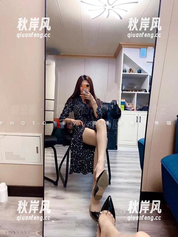 微密圈 - 大理石般的冷漠，秒变自拍女王——林子喵Lynne的图片合集