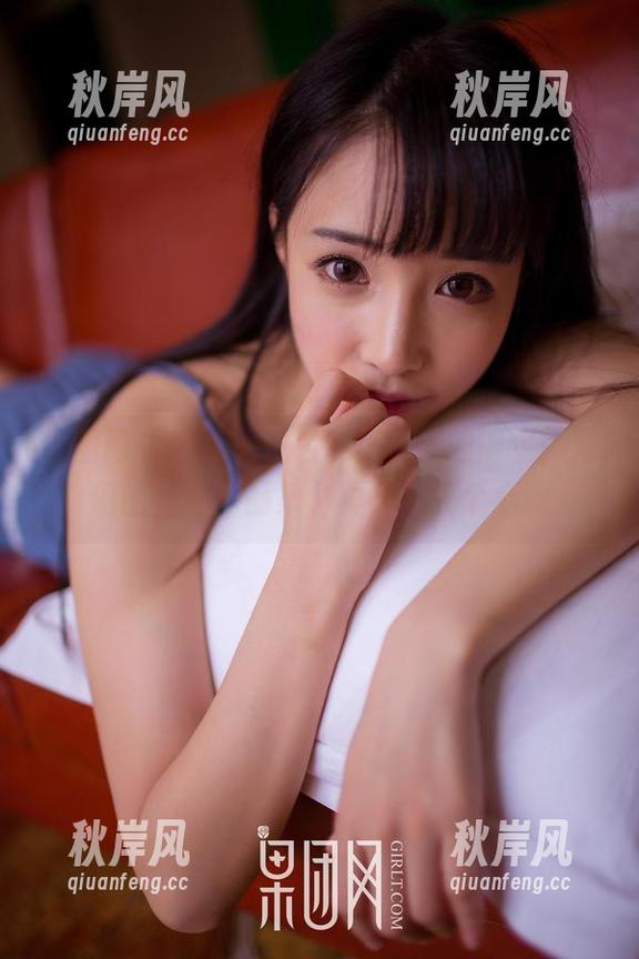 果团网 - 分享一位名叫周妍希的博主，她们的校服作品集，真该多长个心眼
