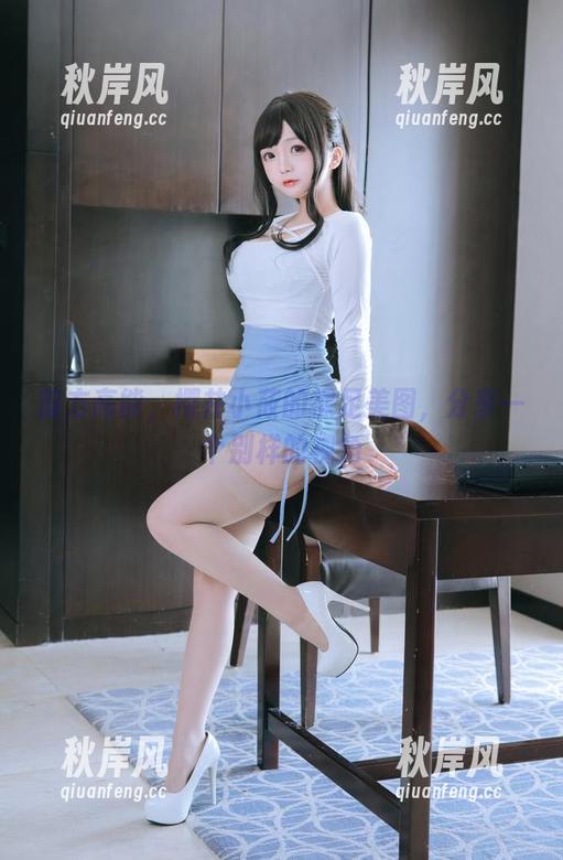 樱井小莜 前方高能,樱井小莜的裸足美图,分享一个别样的视角