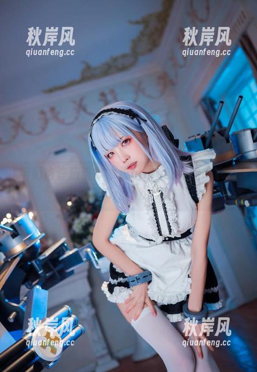 咱们也许应该拿水淼aqua的运动内衣来做新fashion吧？