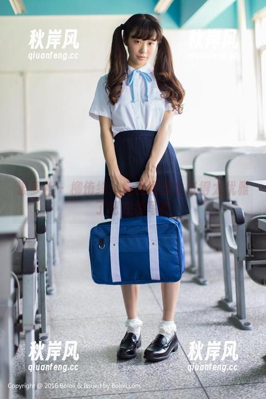 波萝社 - 柳侑绮：她在家里也过得太优雅了吧在线写真