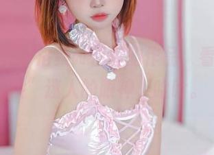 更新来了，洛桑w伊梓的作品，看那“女孩”迷人的眼神，哈哈。